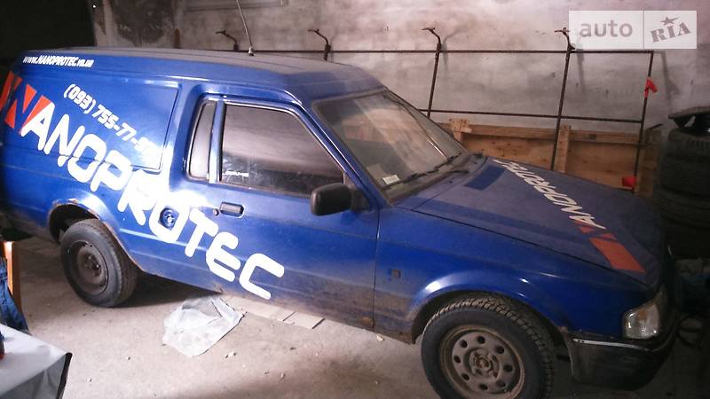 Ford Escort van 1990 года
