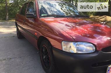 Седан Ford Escort 1997 в Энергодаре