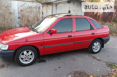 Хетчбек Ford Escort 1992 в Кременчуці