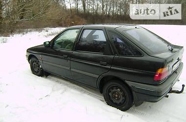 Хэтчбек Ford Escort 1991 в Полтаве