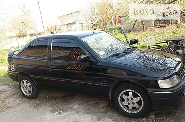 Хэтчбек Ford Escort 1992 в Запорожье