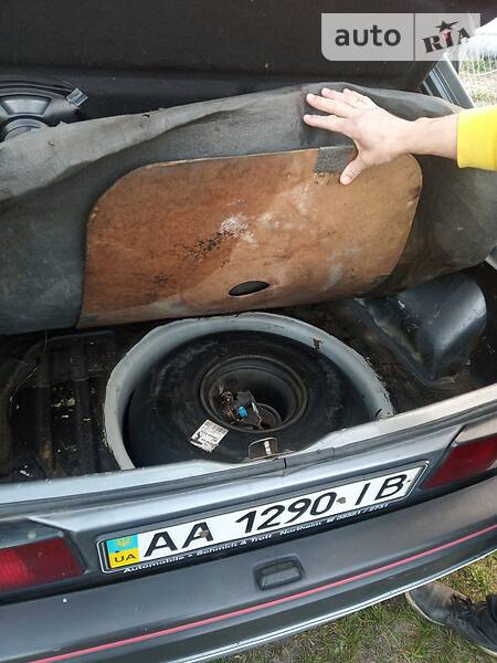 Хетчбек Ford Escort 1988 в Києві