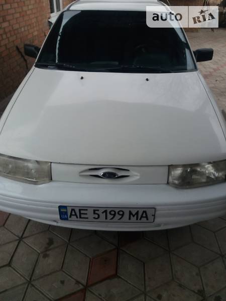 Универсал Ford Escort 1993 в Марганце