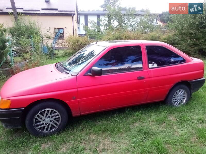 Хэтчбек Ford Escort 1991 в Львове фото 5 Хэтчбек Ford Escort 1991 в Львове