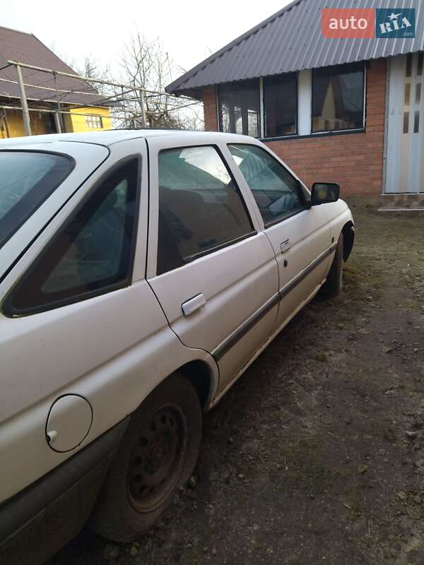 Седан Ford Escort 1993 в Львове фото 13 Седан Ford Escort 1993 в Львове