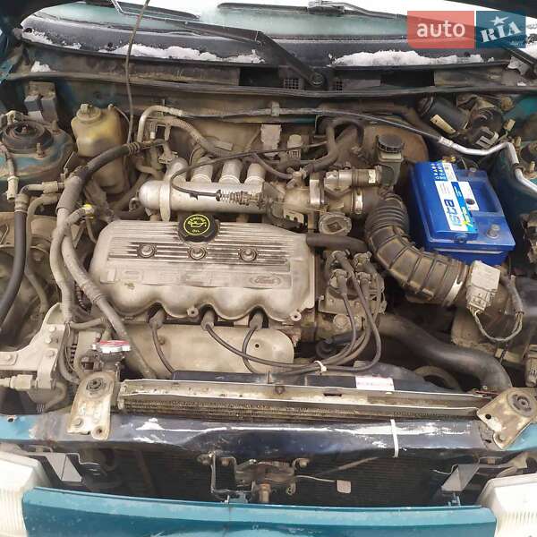 Универсал Ford Escort 1995 в Сарнах