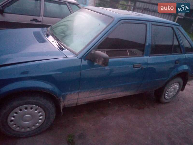 Хэтчбек Ford Escort 1987 в Львове