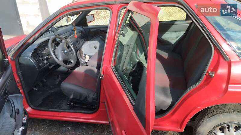 Хетчбек Ford Escort 1993 в Львові