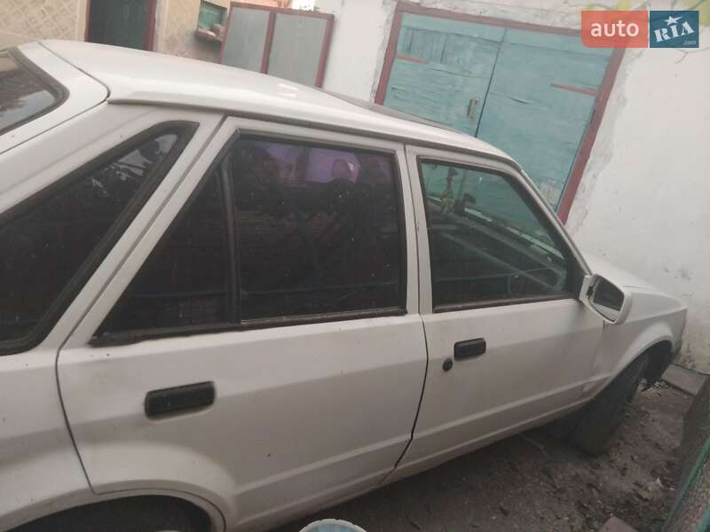 Хетчбек Ford Escort 1989 в Тернополі