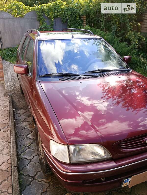 Універсал Ford Escort 1994 в Смілі