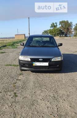 Хэтчбек Ford Escort 1992 в Белгороде-Днестровском