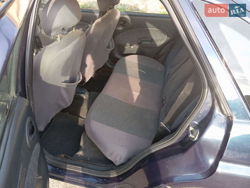 Седан Ford Escort 1997 в Болехове