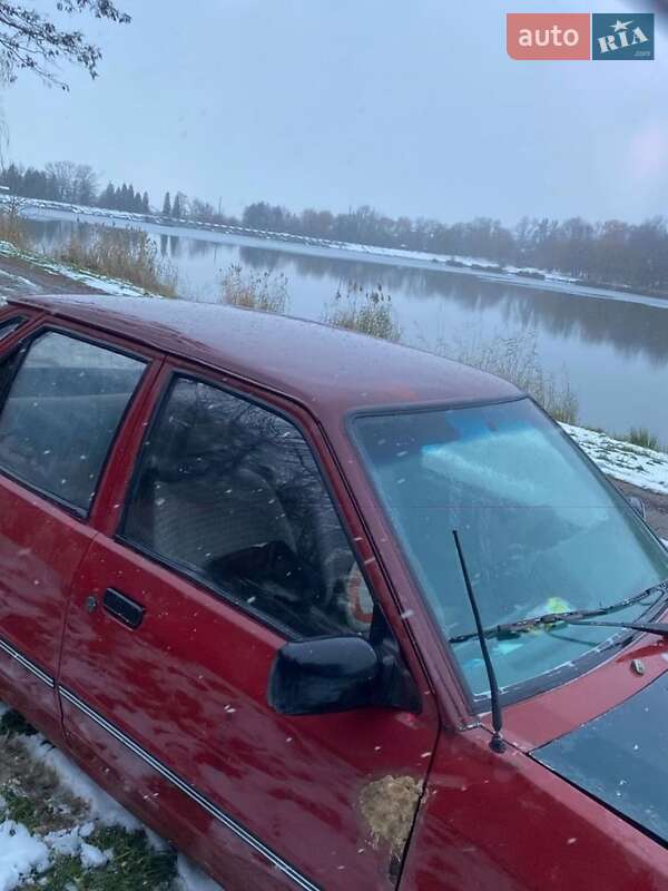 Хэтчбек Ford Escort 1989 в Бурштыне