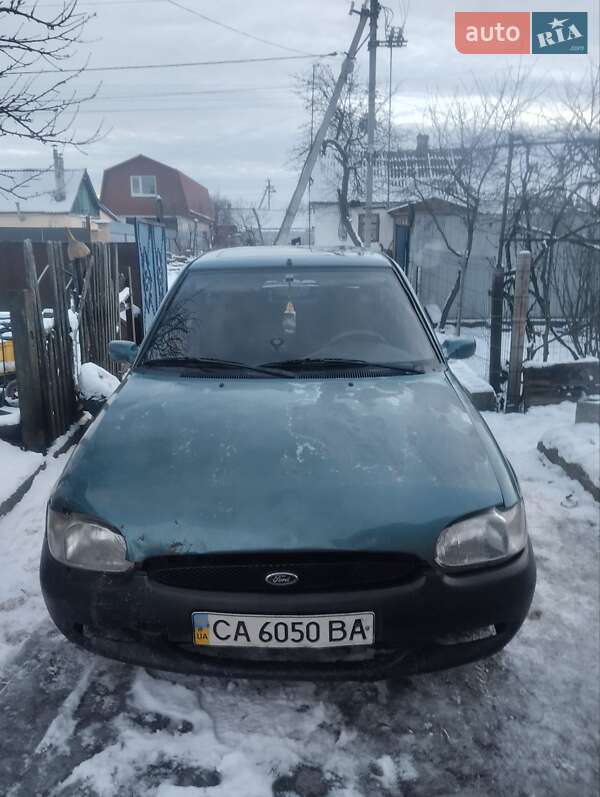 Седан Ford Escort 1997 в Шепетівці