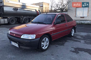 Хетчбек Ford Escort 1991 в Славуті