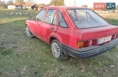 Хэтчбек Ford Escort 1986 в Коломые