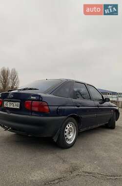 Седан Ford Escort 1997 в 
