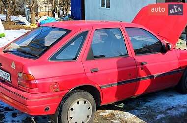 Хэтчбек Ford Escort 1992 в Полтаве