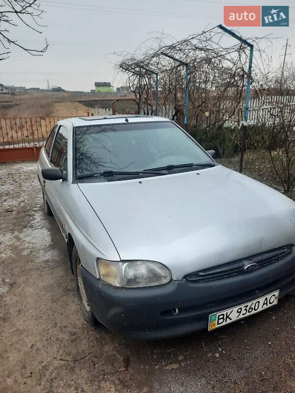 Ford Escort 1995 Ford Escort 1995