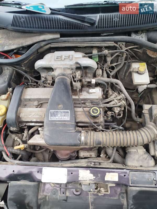 Хэтчбек Ford Escort 1995 в Луцке
