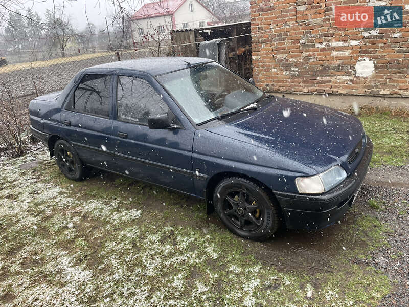 Седан Ford Escort 1994 в Львове