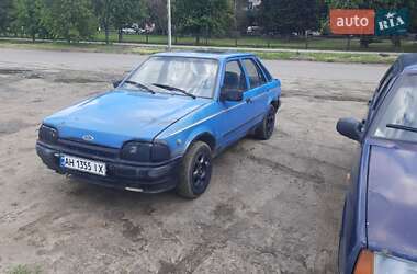 Хетчбек Ford Escort 1988 в Павлограді
