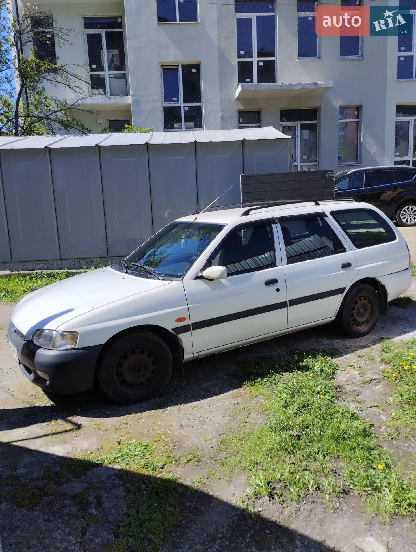 Ford Escort 1990 VIN WF0BXXGCABLM55397 фото оголошення 18 з 20