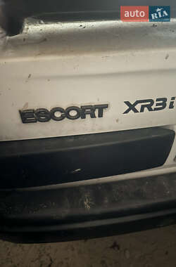 Хэтчбек Ford Escort 1988 в Львове