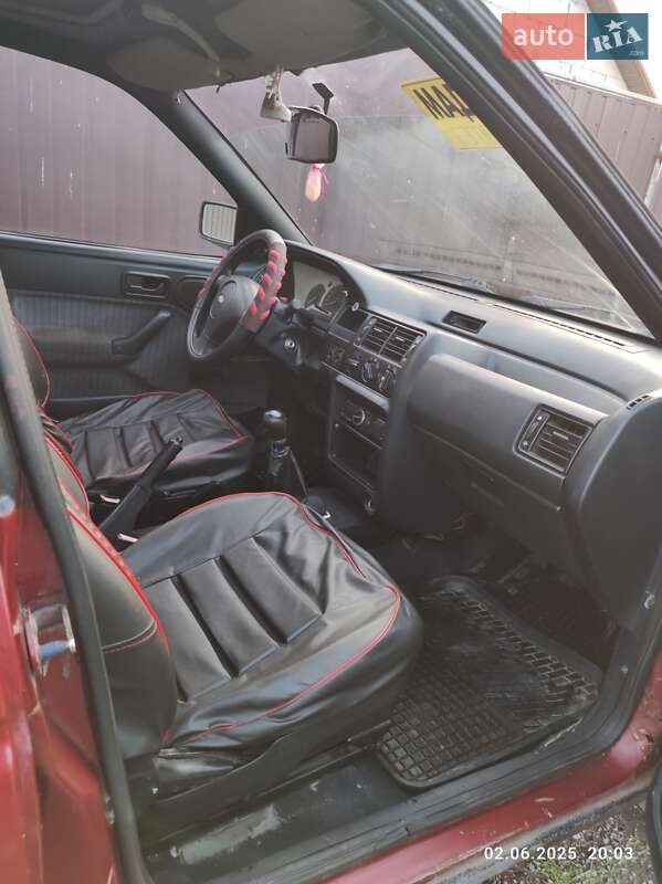 Хэтчбек Ford Escort 1993 в Запорожье