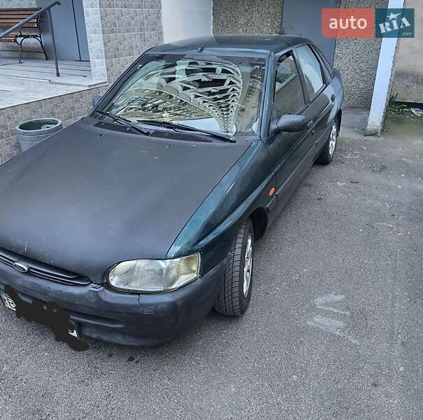 Хетчбек Ford Escort 1997 в Києві