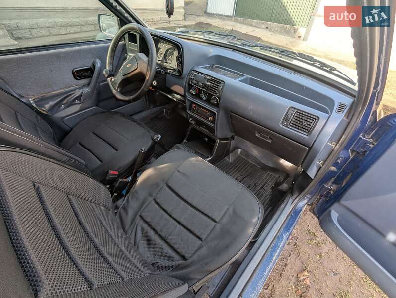 Хэтчбек Ford Escort 1988 в Великом Кучурове