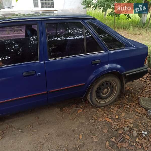 Хэтчбек Ford Escort 1987 в Перегинском