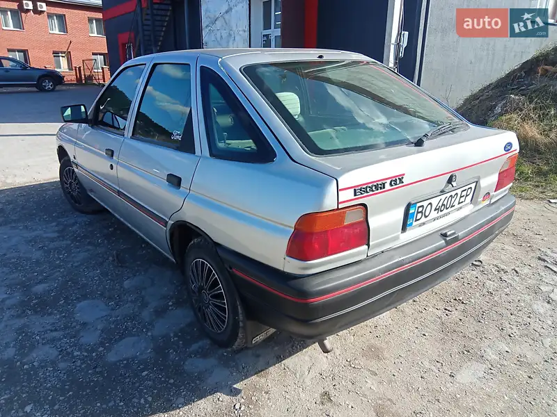 Ford Escort 1990