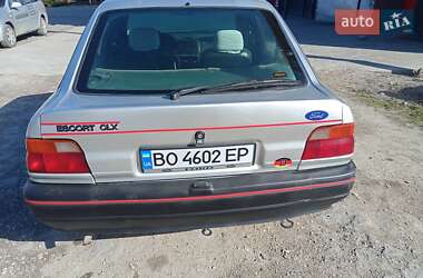 Лифтбек Ford Escort 1990 в 