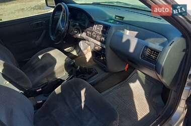 Лифтбек Ford Escort 1990 в 