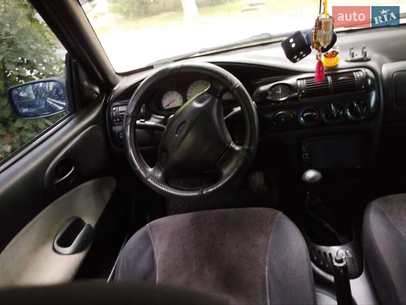 Хетчбек Ford Escort 1995 в Миколаєві