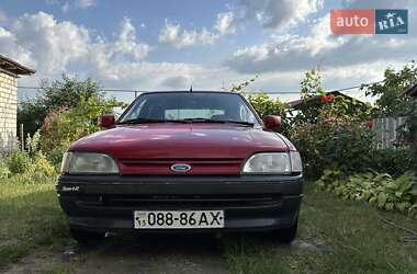 Седан Ford Escort 1991 в Каневі