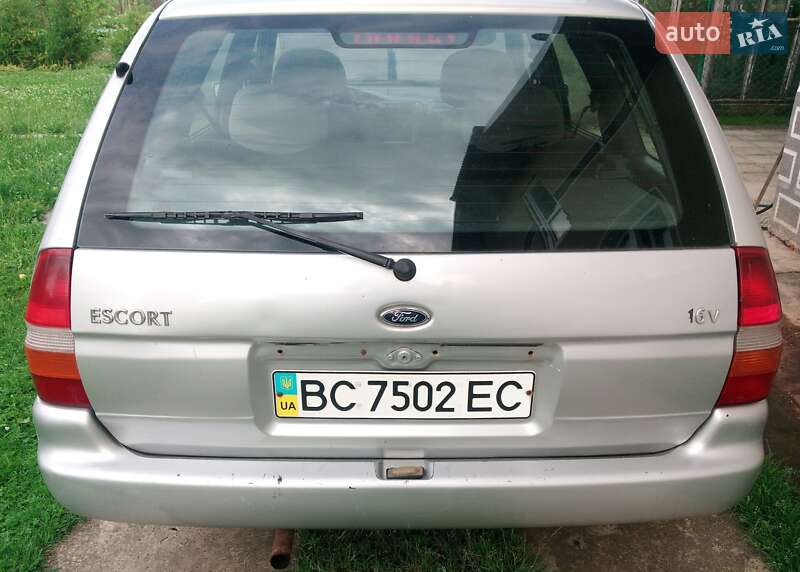 Ford Escort 1998