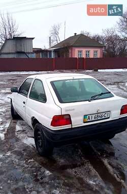 Хэтчбек Ford Escort 1992 в Носовке