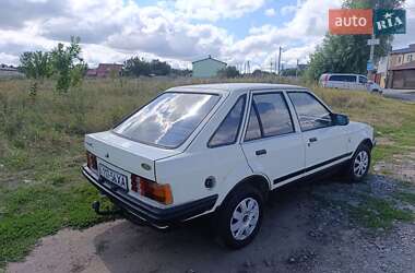 Хэтчбек Ford Escort 1983 в 