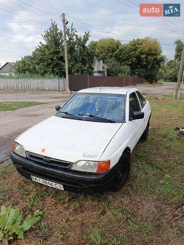Хэтчбек Ford Escort 1992 в Носовке фото 3 Хэтчбек Ford Escort 1992 в Носовке