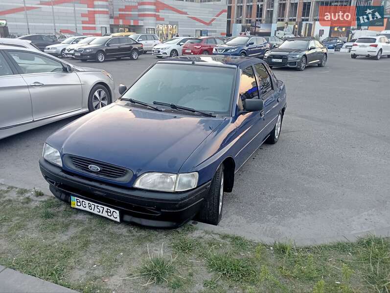 Хетчбек Ford Escort 1993 в Львові