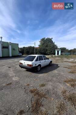 Хэтчбек Ford Escort 1987 в Кременчуге