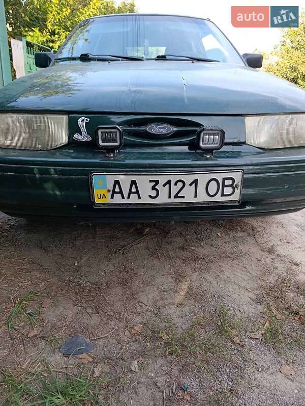 Хэтчбек Ford Escort 1991 в Кременчуге