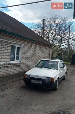 Хетчбек Ford Escort 1988 в Луцьку