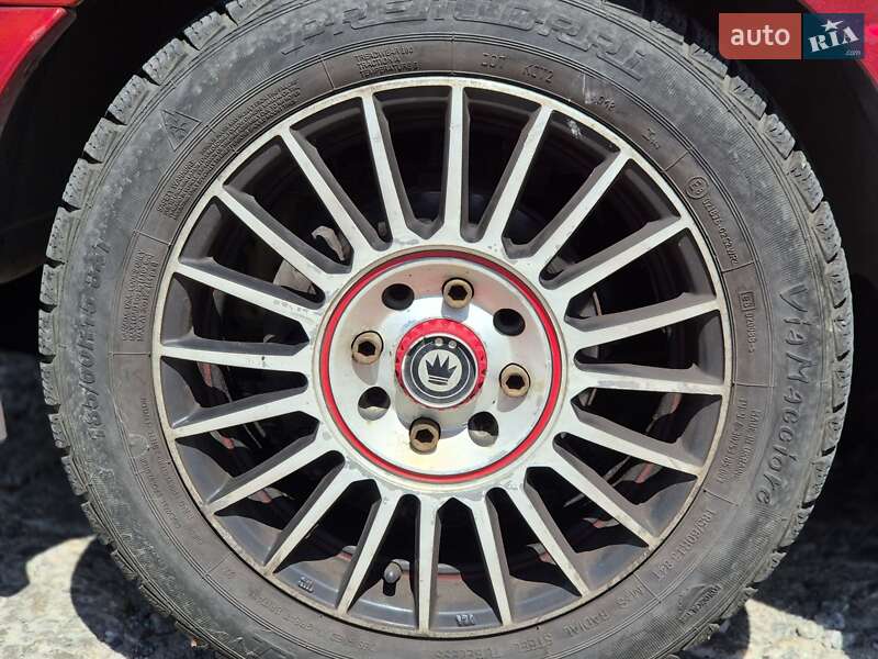 Купе Ford Escort 1996 в Дніпрі