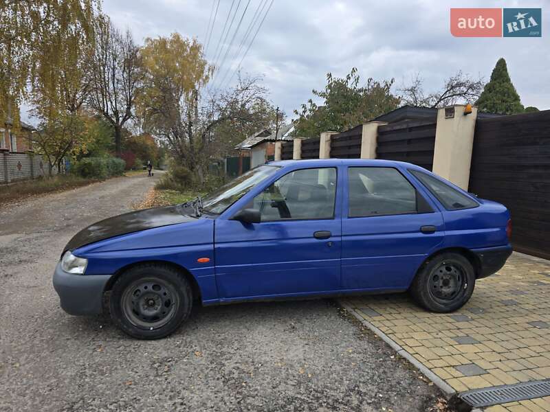Хетчбек Ford Escort 1992 в Харкові фото 9 Хетчбек Ford Escort 1992 в Харкові