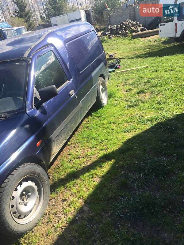 Хэтчбек Ford Escort 1999 в Долине