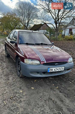 Хетчбек Ford Escort 1995 в Рівному
