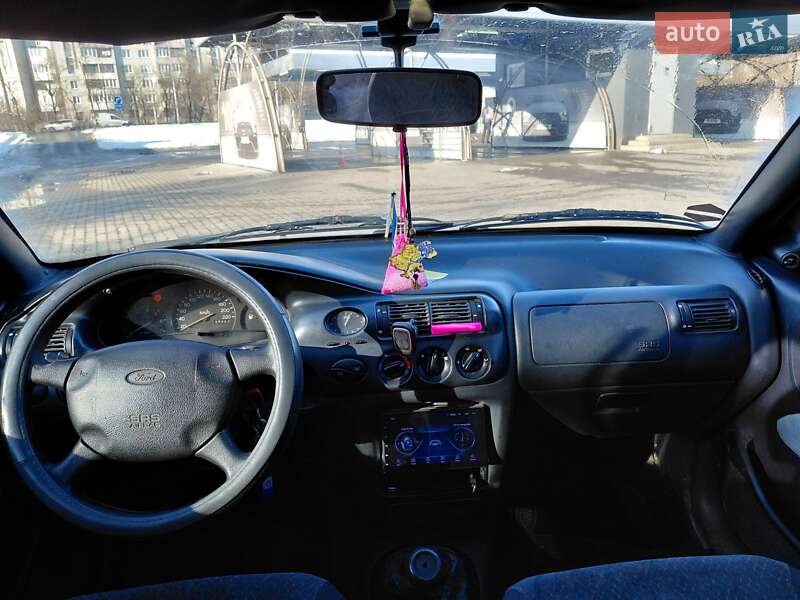 Универсал Ford Escort 1997 в Львове